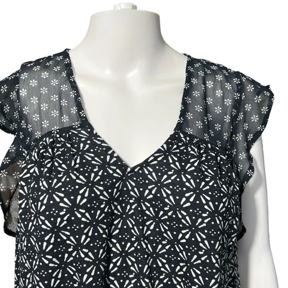 Lucky Brand - Womens Navy Blue Sheer Ruffle Sleeve Top Sz. MD - Picture 2 of 11